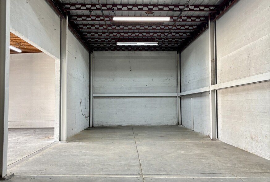 More Photos Of 2735 Tyler Ave, El Monte Warehouse For Lease