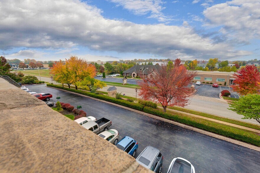 More Photos Of 1531 E Bradford Pky, Springfield Medical For Lease