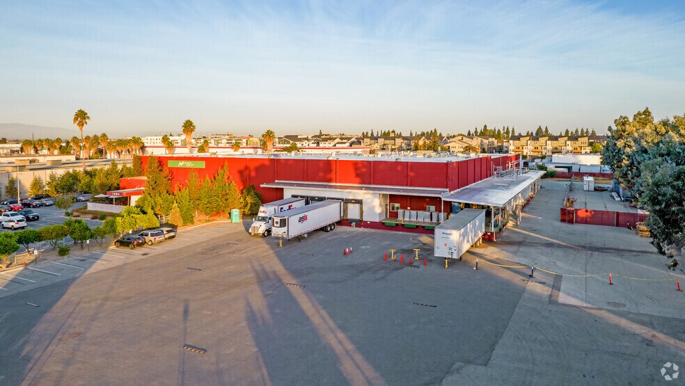 More Photos Of 1885 Las Plumas Ave, San Jose Food Processing For Sale