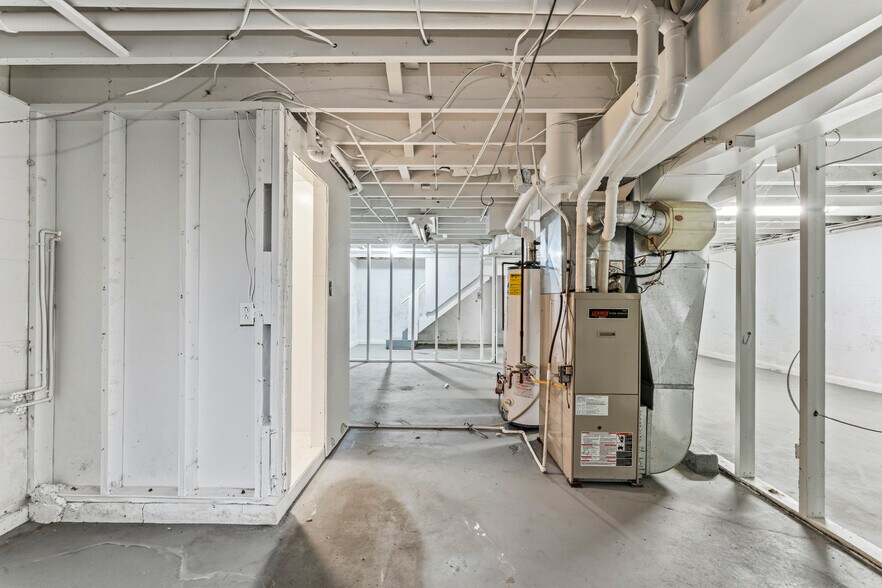 More Photos Of 2225 US-63 Hwy, Stewartville Warehouse For Sale