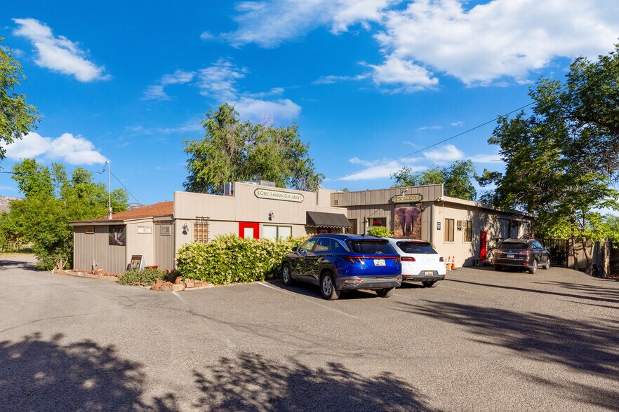 More Photos Of 2679 W State Route 89A, Sedona Restaurant For Sale