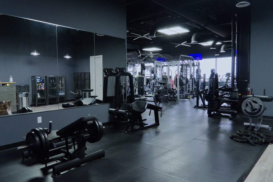 More Photos Of 6914 Brisbane Ct, Sugar Land Medical For Lease