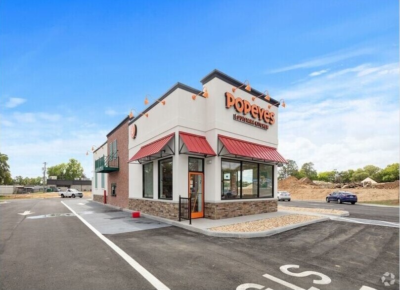 More Photos Of 130 SW 3rd St, Williston Fast Food For Lease