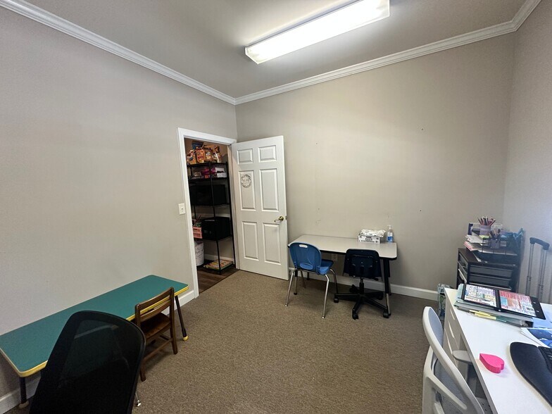 More Photos Of 2450 Atlanta Hwy, Cumming Office For Sale