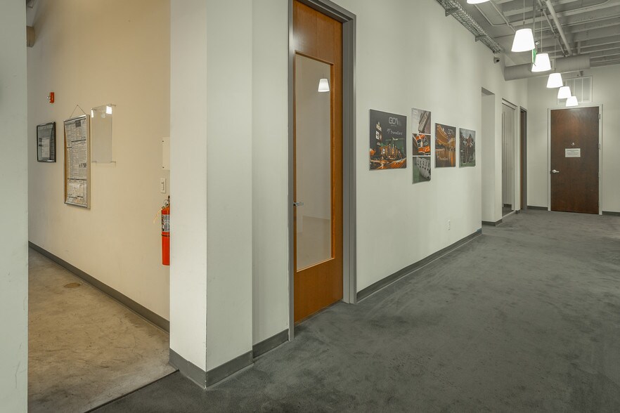 More Photos Of 1301 Riverfront Pkwy, Chattanooga Office For Lease