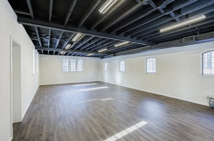 More Photos Of 935 East Ave, Rochester Office For Sale