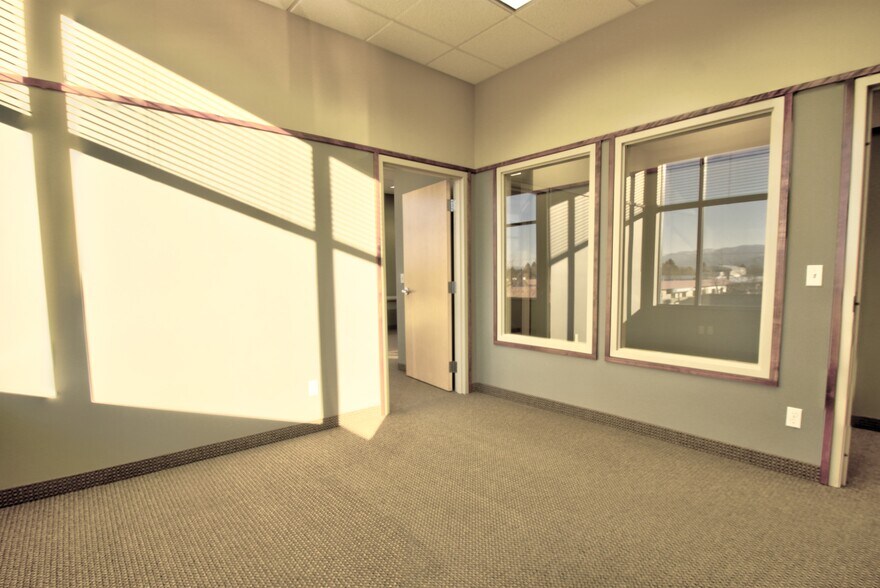 More Photos Of 2425 W Central Ave, Missoula Office For Lease