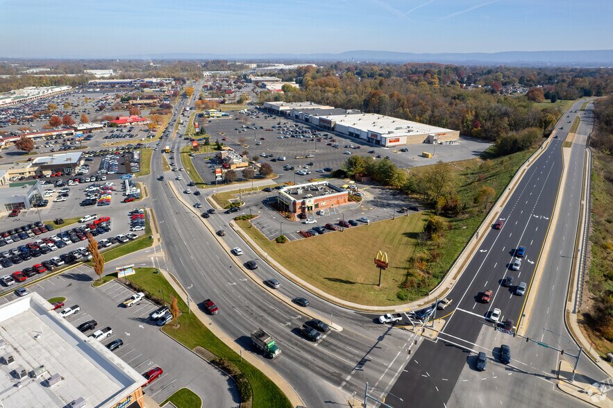 More Photos Of 1701-1729 Massey Blvd, Hagerstown Freestanding For Lease