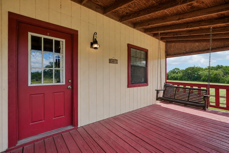More Photos Of 10207 E Hwy 290, Fredericksburg Freestanding For Sale