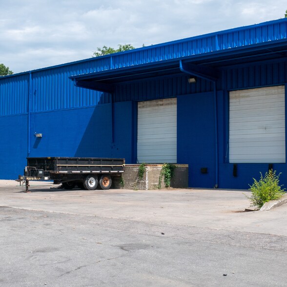 More Photos Of 510 Pylon Dr, Raleigh Flex For Lease