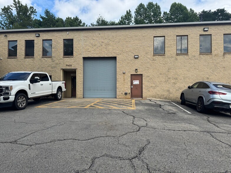 More Photos Of 7905 Kincannon Pl, Lorton Warehouse For Sale