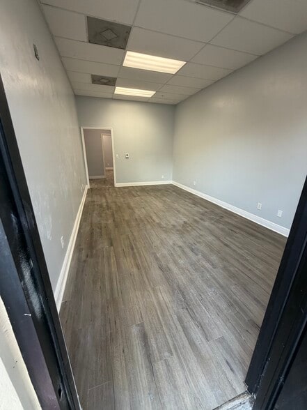 More Photos Of 17030 Alico Commerce Ct, Fort Myers Warehouse For Sale