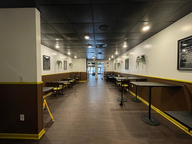 More Photos Of 3105 Saint Paul St, Baltimore Storefront Retail Residential For Lease
