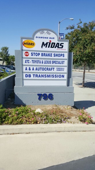 More Photos Of 796 N Diamond Bar Blvd, Diamond Bar Auto Repair For Lease