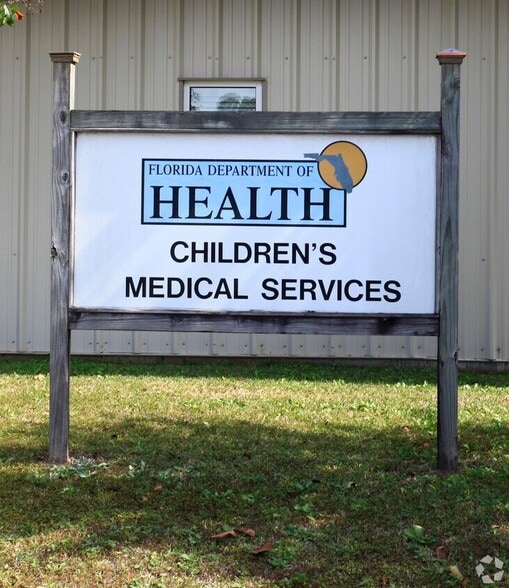 More Photos Of 230 N Tyndall Pky, Panama City Office For Lease