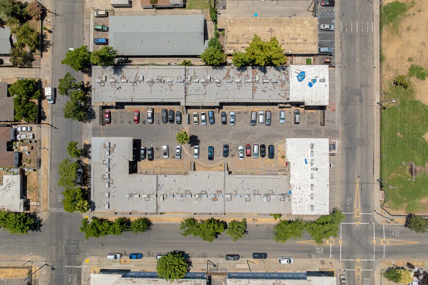 More Photos Of 695 Plaza Ave, Sacramento Apartments For Sale