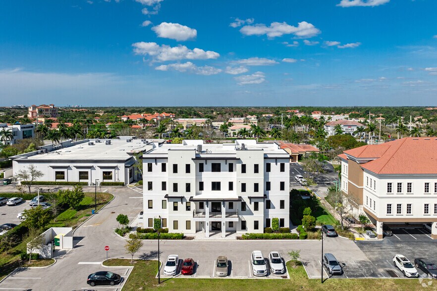 More Photos Of 2340 Vanderbilt Beach Rd, Naples Medical For Sale