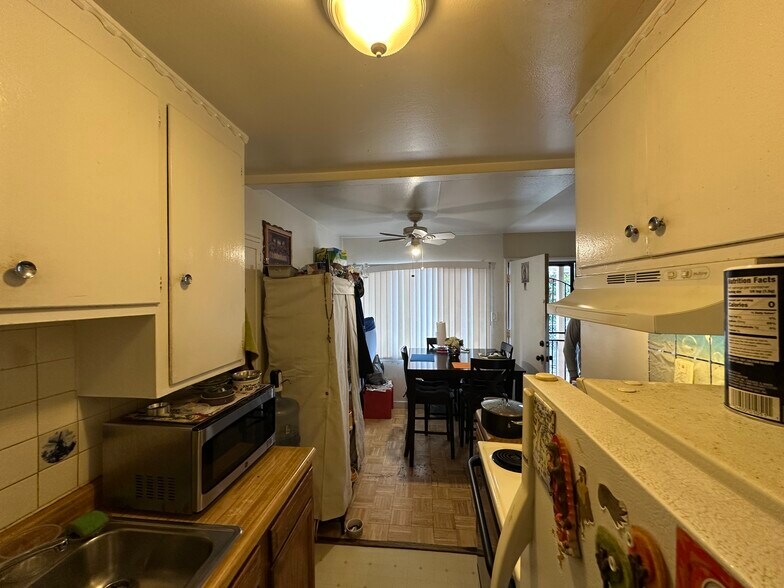 More Photos Of 2550 35th Ave, Oakland Apartments For Sale