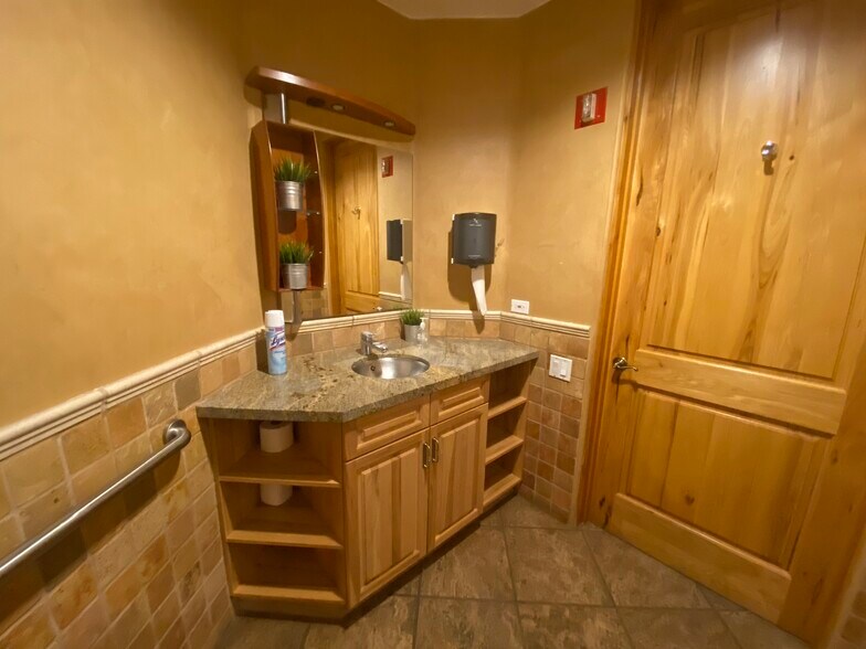 More Photos Of 7500 E Pinnacle Peak Rd, Scottsdale Loft Creative Space For Lease