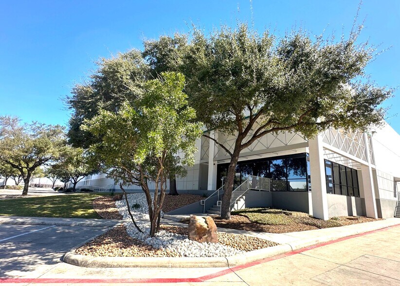 Primary Photo Of 4633 Perrin Crk, San Antonio Unknown For Lease