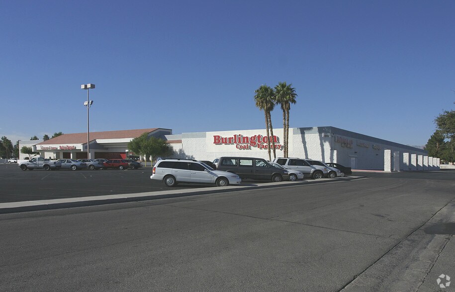 More Photos Of 5959 W Sahara Ave, Las Vegas Freestanding For Lease