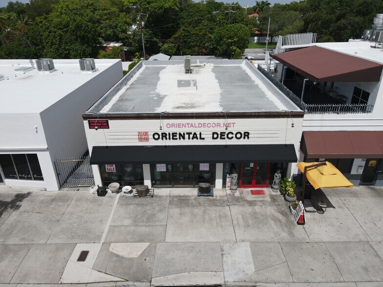 More Photos Of 7222 Biscayne Blvd, Miami Storefront For Lease