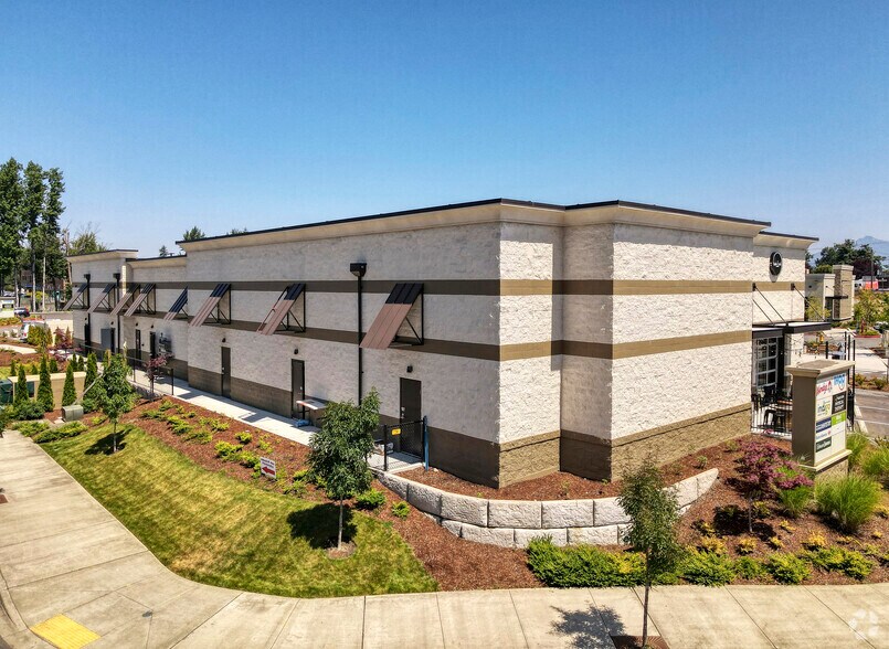 More Photos Of 901 Frontier Cir E, Lake Stevens Freestanding For Lease