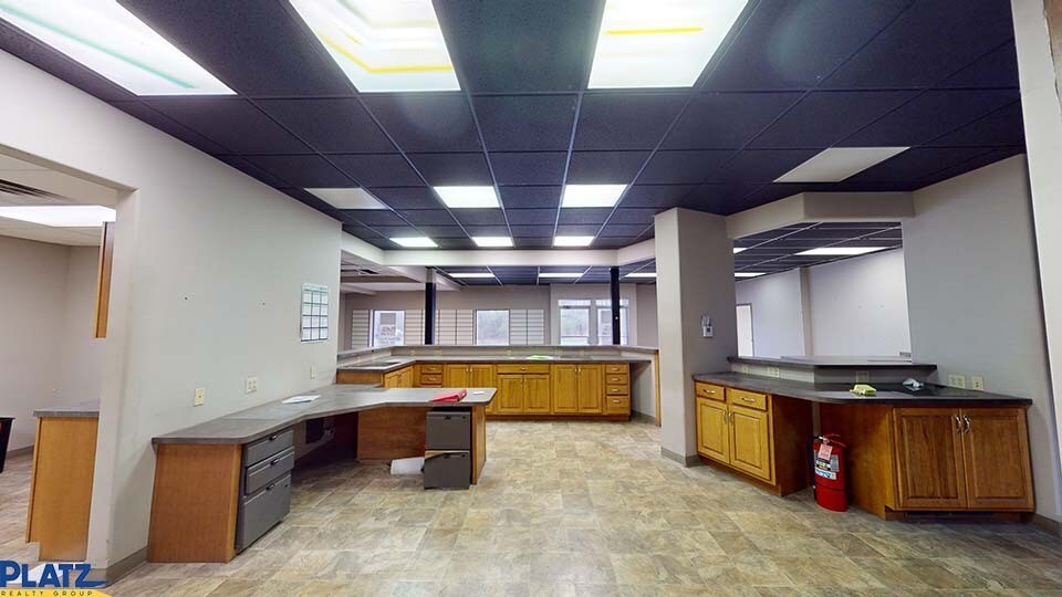 More Photos Of 410 Lisbon St, Canfield Warehouse For Lease