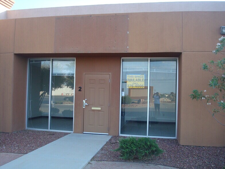 More Photos Of 11601 Pellicano Dr, El Paso Unknown For Lease