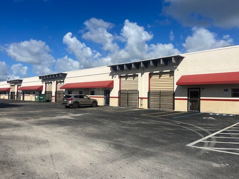 More Photos Of 13740 NW 19th Ave, Opa Locka Warehouse For Lease