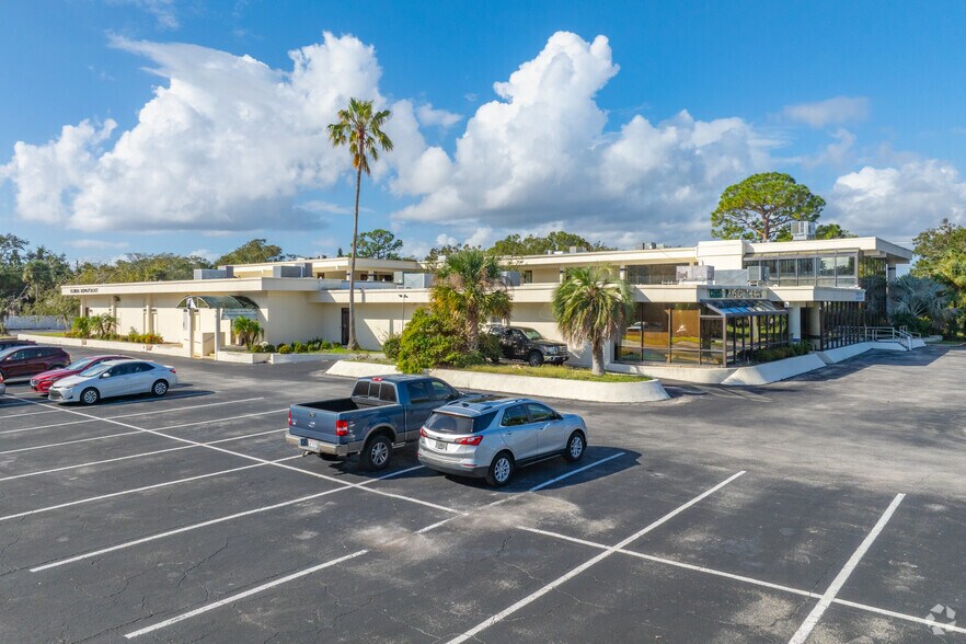 More Photos Of 500 N Washington Ave, Titusville Medical For Sale