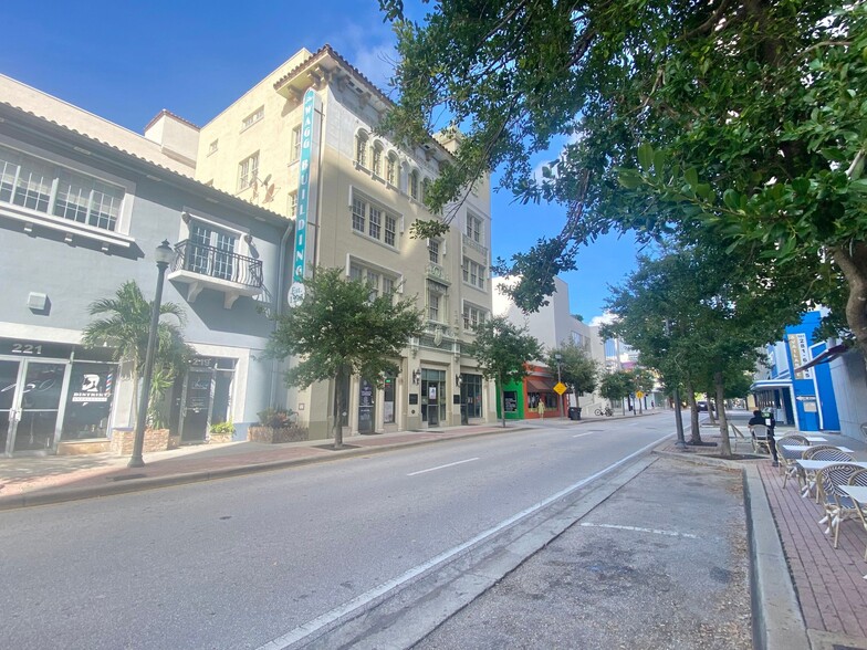 More Photos Of 215 S Olive Ave, West Palm Beach Office Residential For Lease