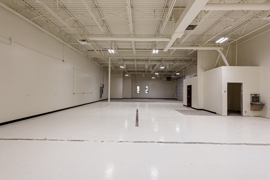 More Photos Of 3095 Sterling Cir, Boulder Warehouse For Lease