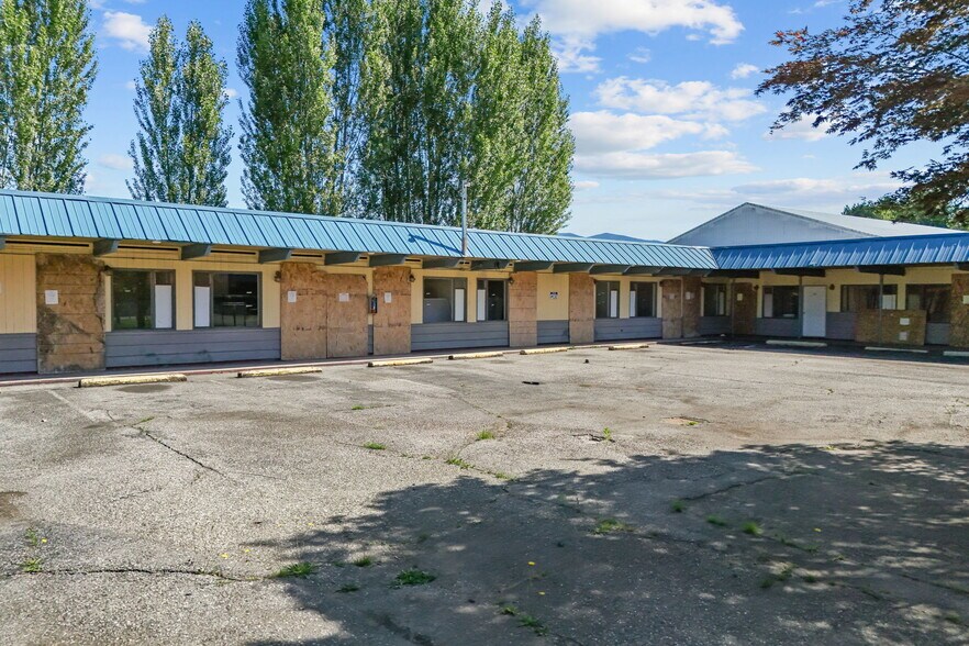 More Photos Of 1862 W State Route 20, Sedro-Woolley Hotel For Sale
