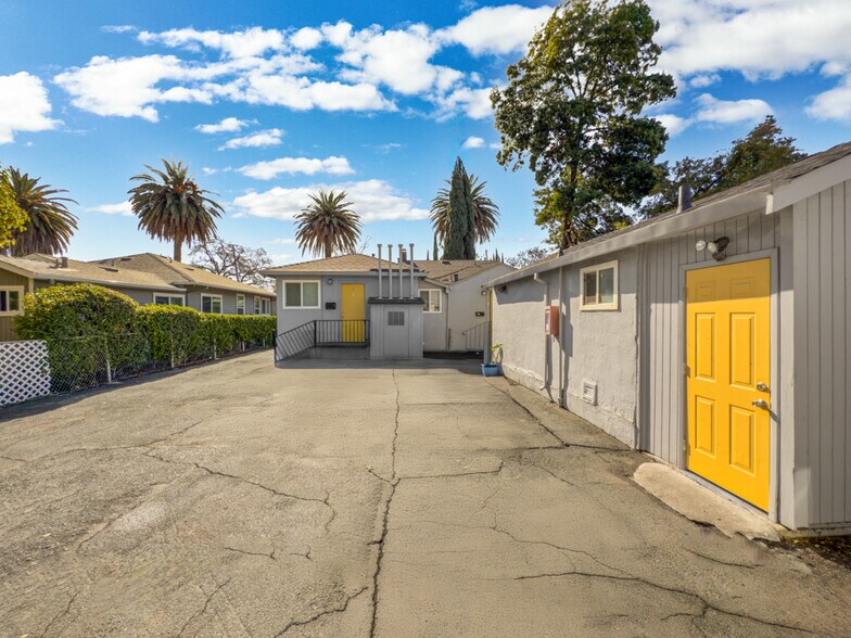 More Photos Of 2745 Concord Blvd, Concord Apartments For Sale