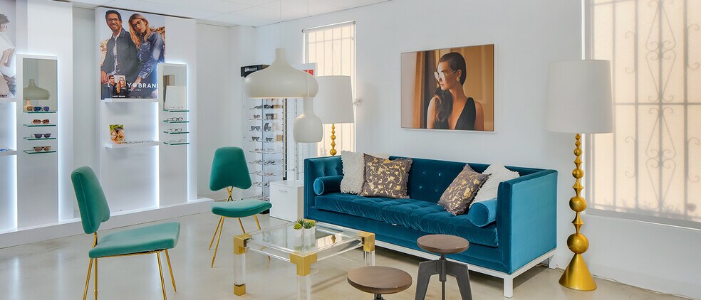 More Photos Of 10941 La Tuna Cyn, Sun Valley Warehouse For Lease