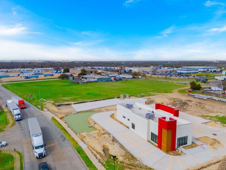 More Photos Of 2525 Motor City Blvd, Dallas Land For Sale