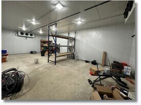 More Photos Of 2039-2041 Foster Ave, Wheeling Warehouse For Lease