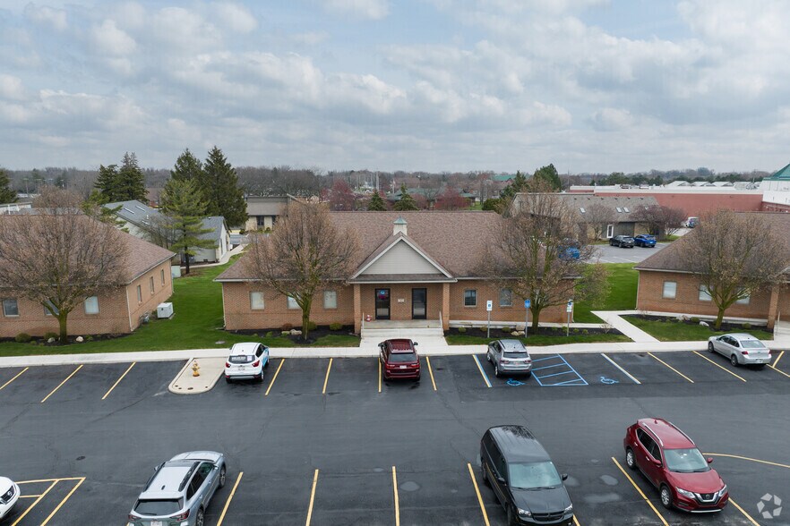 More Photos Of 900 W South Boundary St, Perrysburg Unknown For Sale