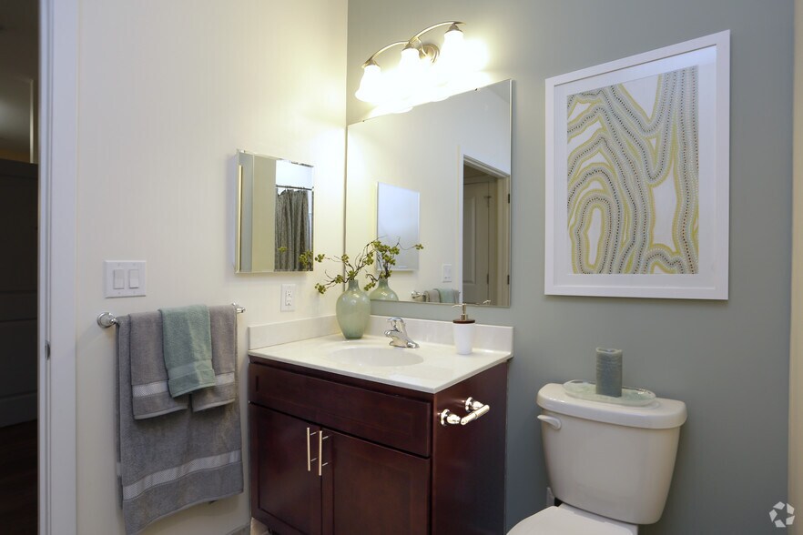 More Photos Of 4 Berry St, North Andover Apartments For Lease