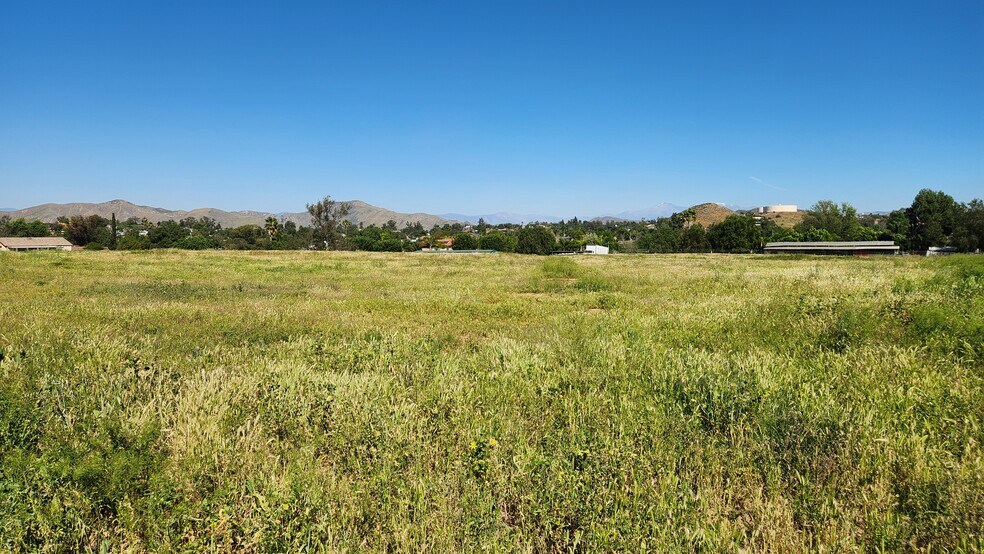More Photos Of 5540 Appaloosa Ave, Jurupa Valley Land For Sale