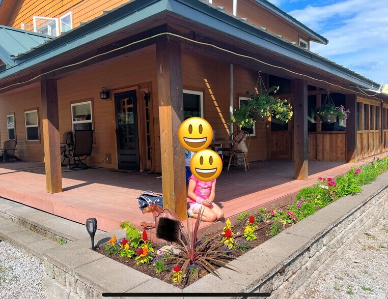 More Photos Of 3378 Northport Flat Creek Rd, Kettle Falls Specialty For Sale