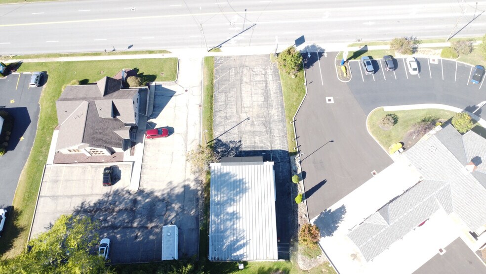 More Photos Of 25 S Lexington Springmill Rd, Mansfield Freestanding For Sale