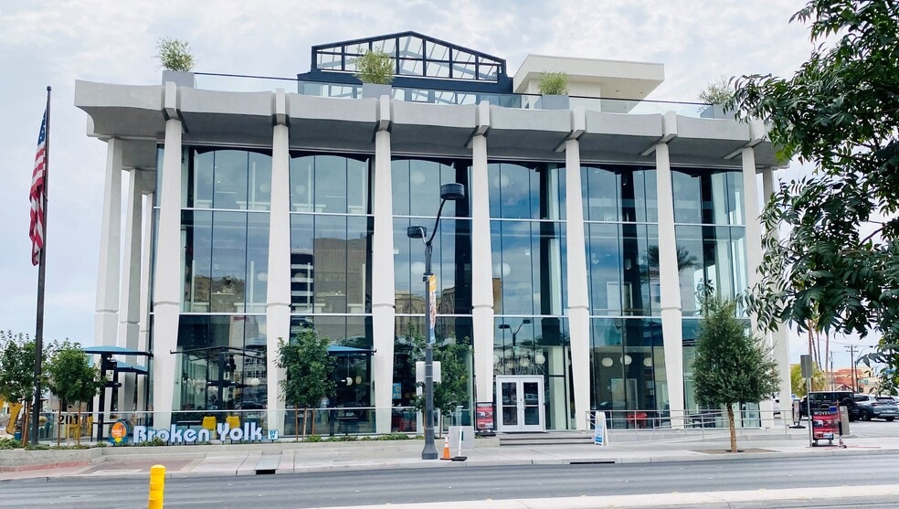 More Photos Of 201 S Las Vegas Blvd, Las Vegas Office For Lease