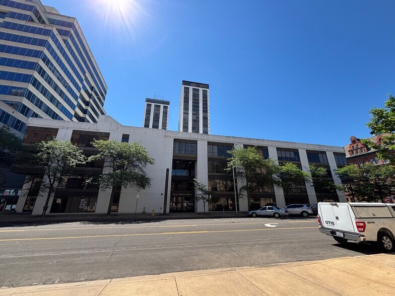 More Photos Of 456 Fulton St, Peoria Office For Sale