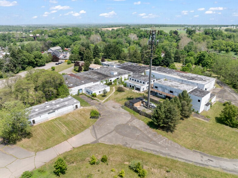 More Photos Of 110 Woodfern Rd, Branchburg Warehouse For Sale
