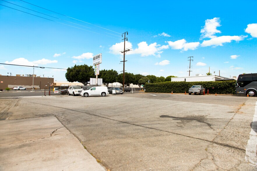 More Photos Of 13610 Western Ave, Gardena Land For Lease