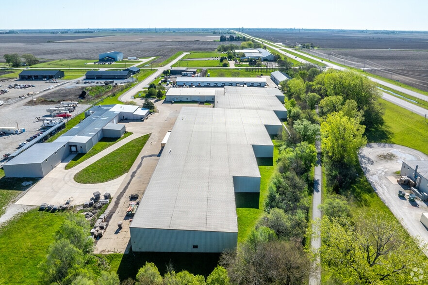 More Photos Of 26378 289th Pl, Adel Manufacturing For Lease