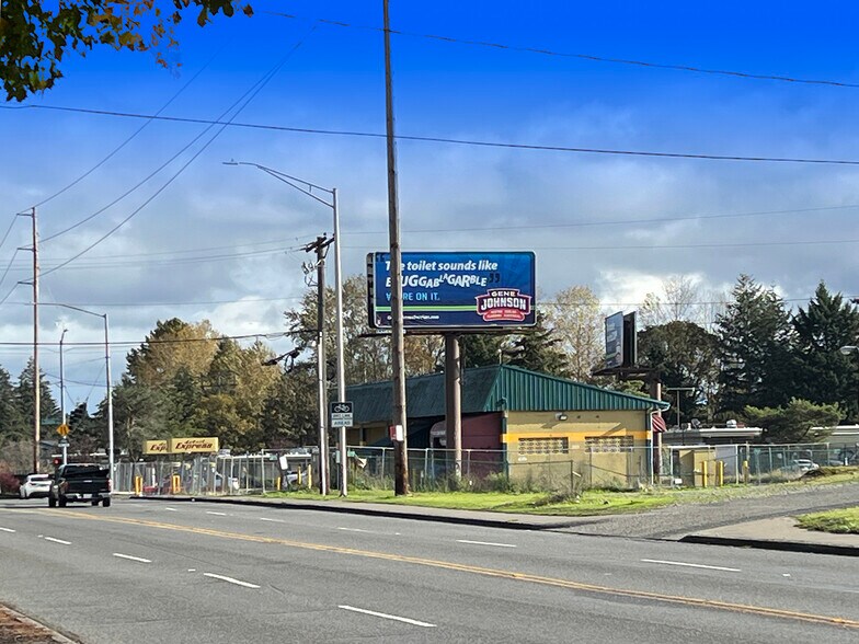 More Photos Of 2206 96th St S, Tacoma Carwash For Sale