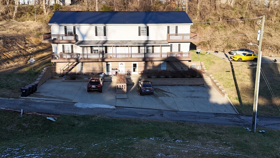 More Photos Of 751 Hunt St, Ashland Apartments For Sale